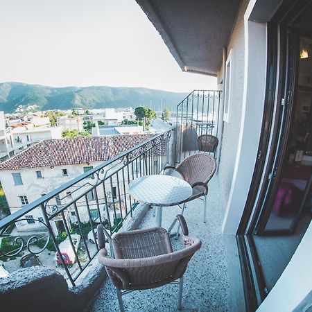 Aktaion Hotel Игуменица Экстерьер фото